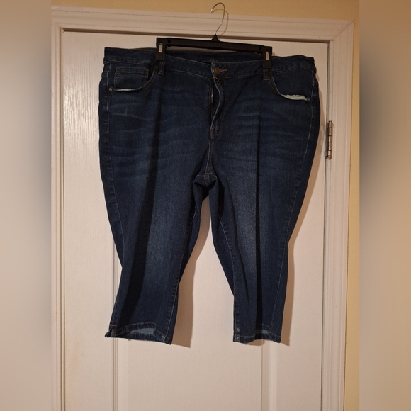 Dark Blue Capris Venezia Lane Bryant Women's‎ Plus Size 26 Cropped Jeans Denim - Picture 1 of 2